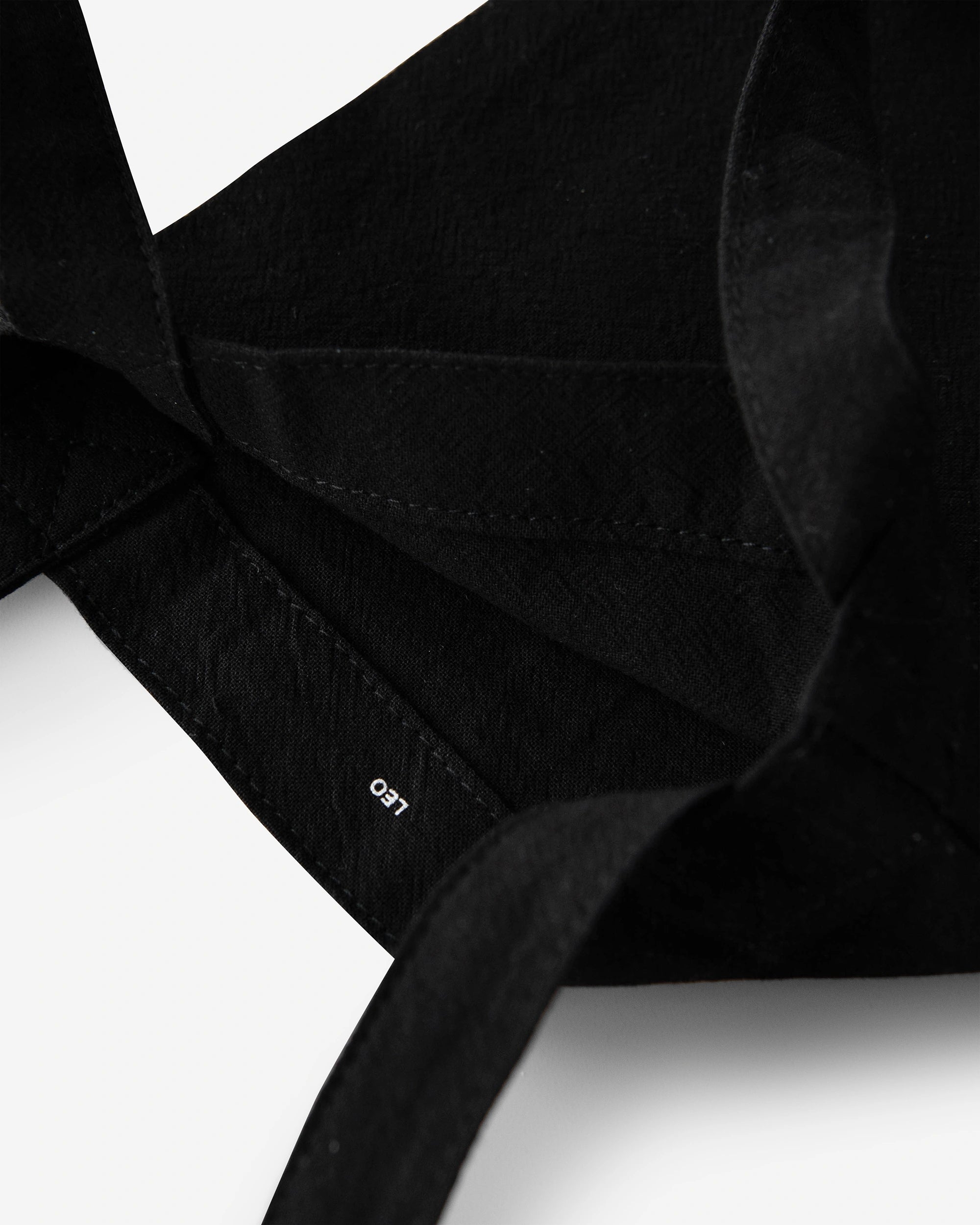 Black Tuxtured